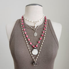 0--STRAWBERRY JADE NECKLACE W/ MOTHER OF PEARL ROSE-25"