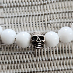 WHITE AGATE BRACELET WITH SKULL BEAD