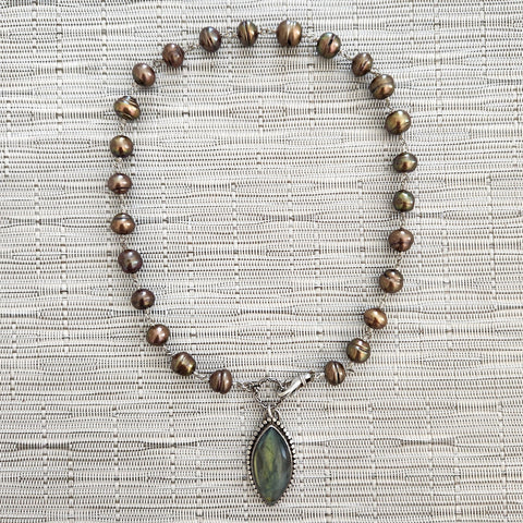 Y--CHOCOLATE PEARLS NECKLACE WITH LABRADORITE PENDANT-18"
