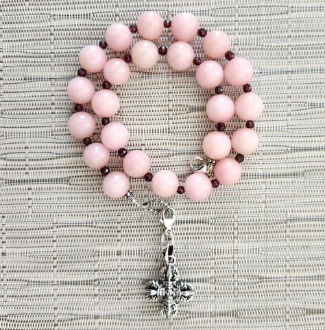 0--PINK AGATE NECKLACE WITH 925 DOUBLE DORJE PENDANT
