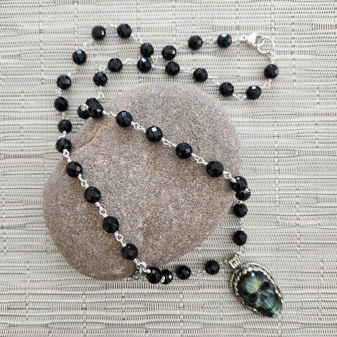 BLACK ONYX NECKLACE WITH SKULL PENDANT-24"