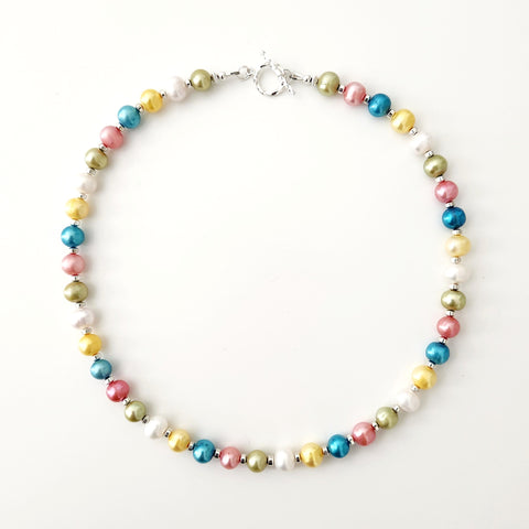 PASTEL PEARL NECKLACE
