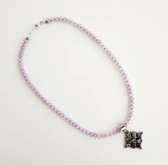 0--LAVENDER JADE NECKLACE W/ GEMSTONE PENDANT-18"