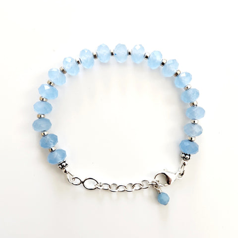 0--LT BLUE AGATE BRACELET