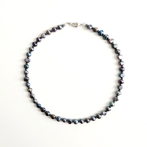 PEACOCK PEARL NECKLACE