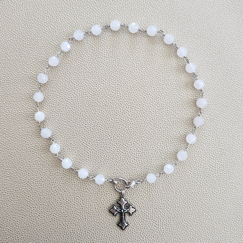 WHITE ONYX NECKLACE WITH CROSS PENDANT-16"