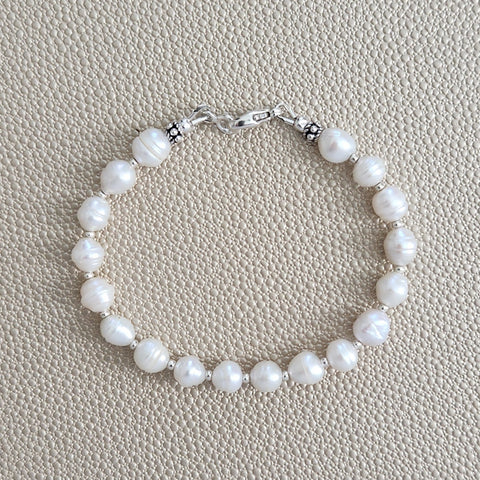 MINI WHITE BAROQUE PEARL BRAC--7"