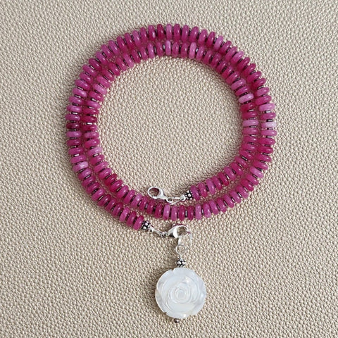 0--FUCHSIA JADE NECKLACE W/ ROSE PENDANT--18"