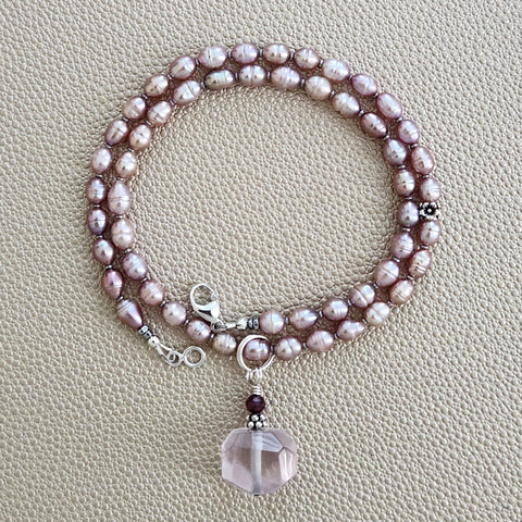0--NATURAL PURPLE PEARL NECKLACE W/ ROSE QUARTZ DROP--16"