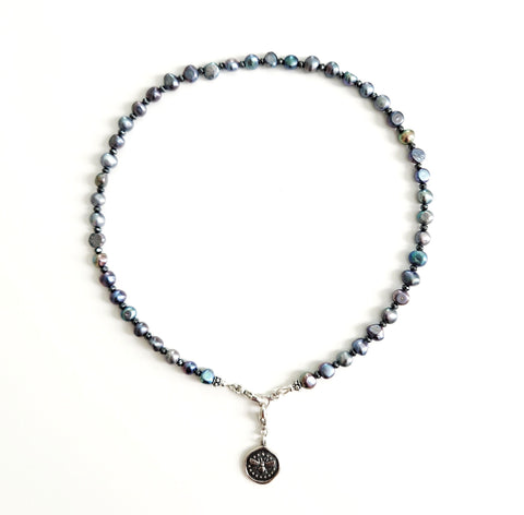 PEACOCK PEARL NECKLACE W/ 925 BEE PENDANT