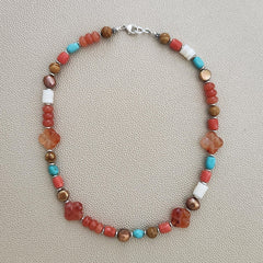 CARNELIAN CLOVER MIXED GEMSTONE NECKLACE--18IN