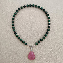 0--GREEN TIGERS EYE NECKLACE W/ HAPPY BUDDHA PENDANT--16"