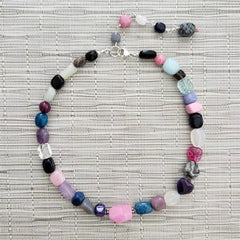 MIXED AGATE NECKLACE WITH PINK ACCENT-16"