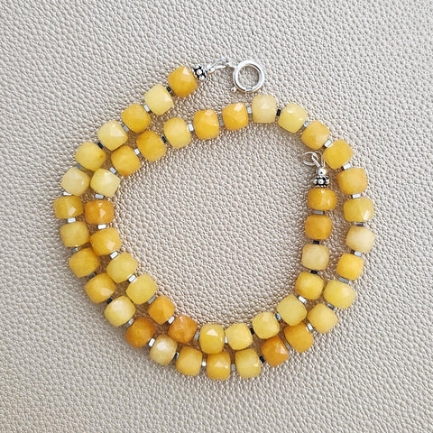 0--CLOUDY YELLOW JADE NECKLACE--16"