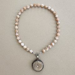 0--MOTHER OF PEARL NECKLACE  W/ FLOWER PENDANT--18"