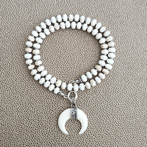 0--WHITE TURQUOISE NECKLACE W/ CRESCENT PENDANT--16"