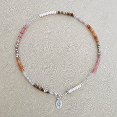 0--DESERT AFTERNOON MINI-MINI GEMSTONE NECKLACE W/ HEART TAG--16"