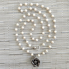 WHITE PEARL NECKLACE WITH 925 ROSE-30"