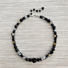 BLACK MIXED BEAD NECKLACE-16"