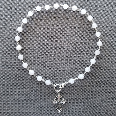 WHITE ONYX NECKLACE WITH CROSS PENDANT-16"