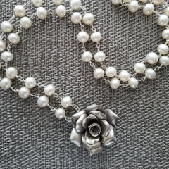 WHITE PEARL NECKLACE WITH 925 ROSE-29"