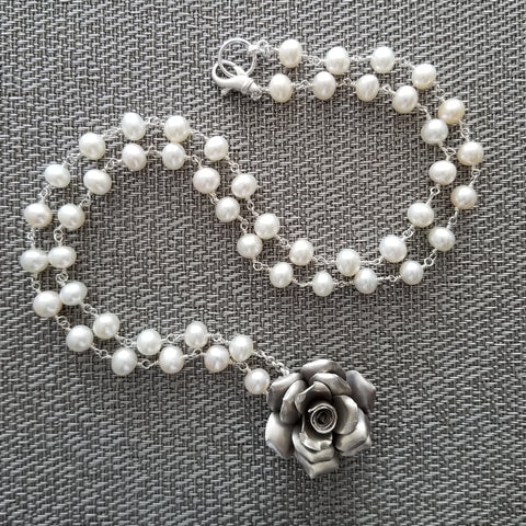 WHITE PEARL NECKLACE WITH 925 ROSE-29"